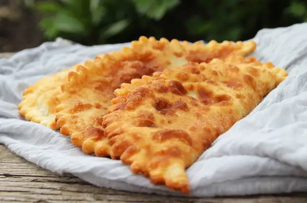 Крымские чебуреки простой домашний рецепт пошагово с фото