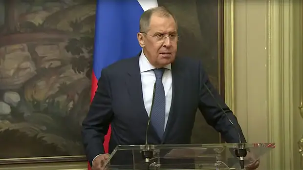 «Эта тема — на столе переговоров с ОБСЕ»: Лавров о преследовании в Латвии русскоязычных журналистов