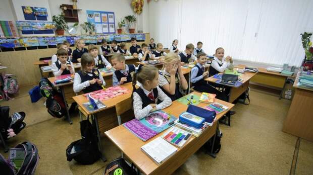 В российских школах планируют сократить часы изучения иностранных языков
