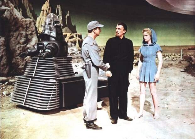 Фотография: Вся история мини-юбки: от китайских летописей до Мадонны и Бритни Спирс №5 - BigPicture.ru