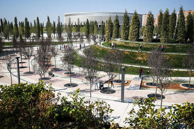 Дизайн парка, архитектурные проекты построек, а также ландшафтный дизайн-проект были разработаны немецким GMP International. Это проектное бюро ранее разрабатывало и стадион ФК «Краснодар»