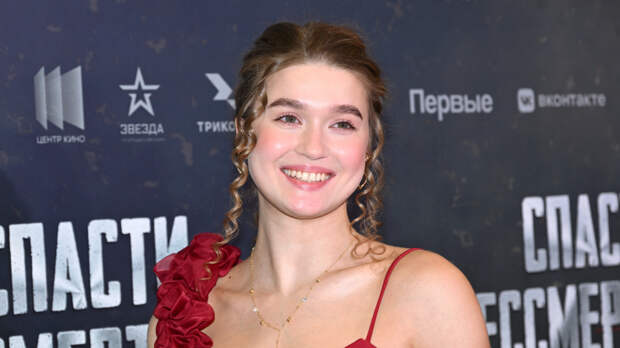 «Ко мне приехала моя семья»: актриса Валерия Платонова о праздновании Масленицы