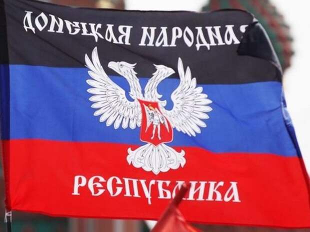 Жители Счастья встретили солдат Донбасса со слезами радости
