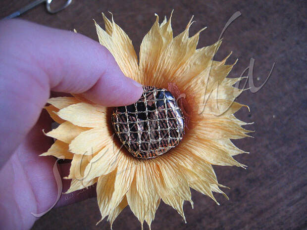 crafts-kids-sunflowers-sweets-craft-craft-1680758811_24955733571170m750x740u2372a (699x525, 168Kb)
