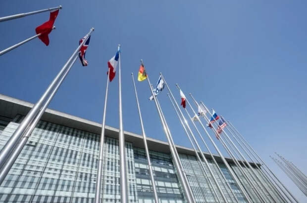 Мема призвал признать красные линии России на переговорах в Женеве