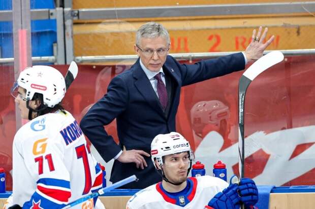 Игорь Ларионов рассказал о травмах Зыкова и Бландизи в СКА