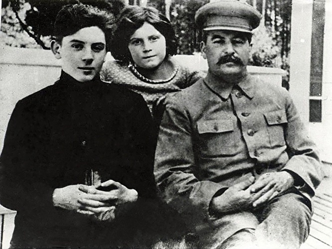Стихи сталина читать онлайн бесплатно