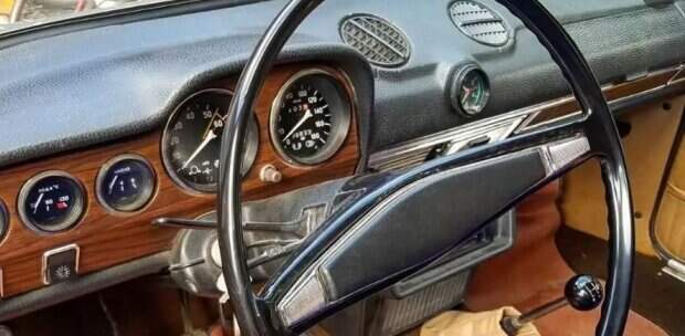 Мечтали многие: в заброшенном гараже нашли "олимпийский" ВАЗ-2103. Как с завода