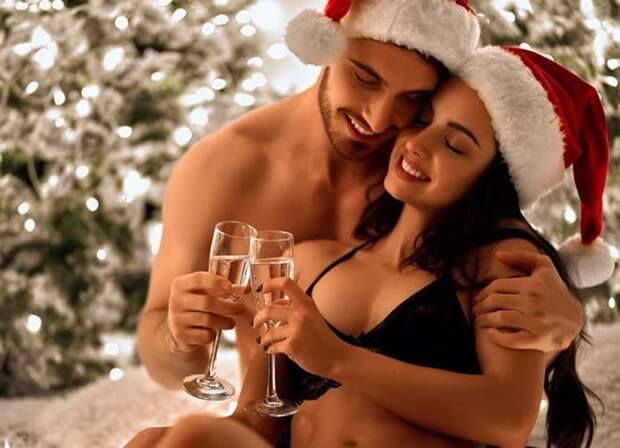 В Новый год — с фейерверком впечатлений: 10 советов, как сделать интимную жизнь яркой и насыщенной