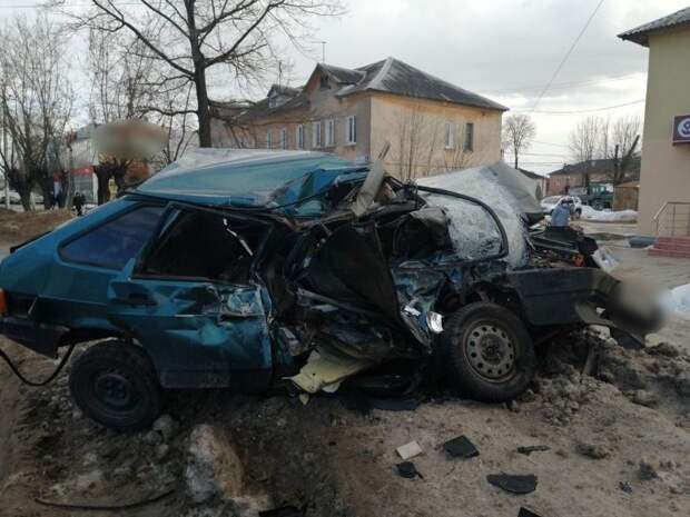 Авария дня. ДТП в Твери с участием подростка на ВАЗе