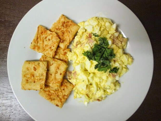 egg-salad-with-crackers (480x360, 124Kb)