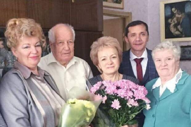 Ветерана войны из Крюково поздравили с 90-летним юбилеем Ветерана войны из Крюково поздравили с 90-летним юбилеем