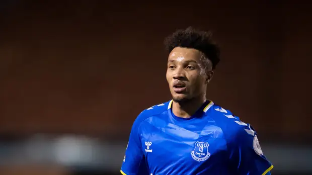 Источник: ЦСКА договорился об аренде футболиста «Эвертона» Гбамена