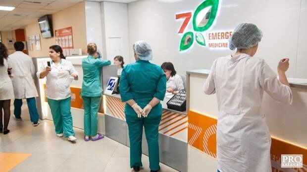 Правозащитники: в Казани врачи на осмотре "попытались затолкать обратно" девочку, родившуюся ногами вниз