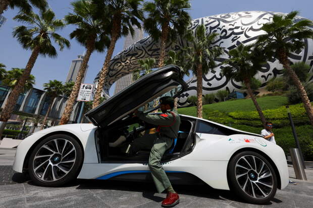 Россиянин обещал стюардессе спасение за миллион рублей и расправился с ней в ОАЭ