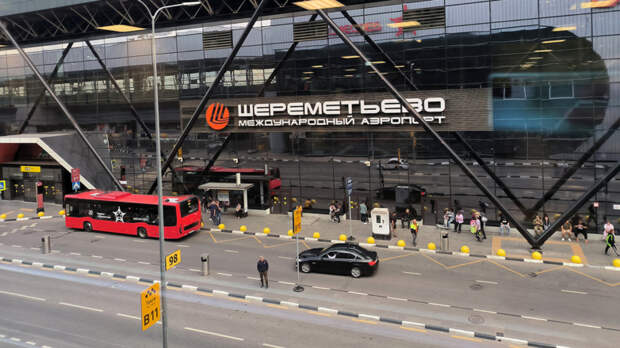 В Шереметьеве на 7:00 понедельника более чем на 2 часа задерживались 40 рейсов