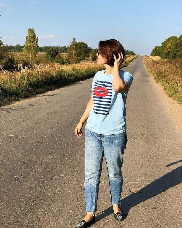 Дорогой шоппинг, странствия, коллекция сумок и обуви, шикарные апартаменты: как поживает скромная помощница знаменитого юмориста