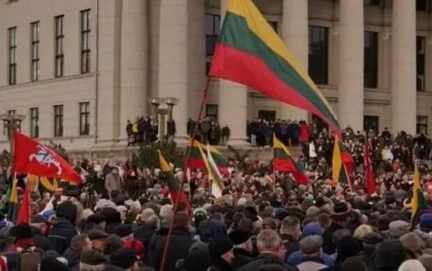 Шалость удалась. Литва в панике