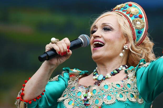 «Требуют взыскать почти 300 тысяч»: Мужа Надежды Кадышевой вновь вызвали в суд