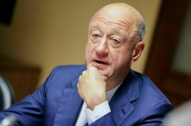 Депутат Бабаков предложил облагать банки повышенным налогом