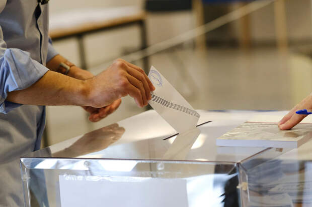В ГД одобрили поправки, запрещающие участвовать в выборах кандидатам-иноагентам