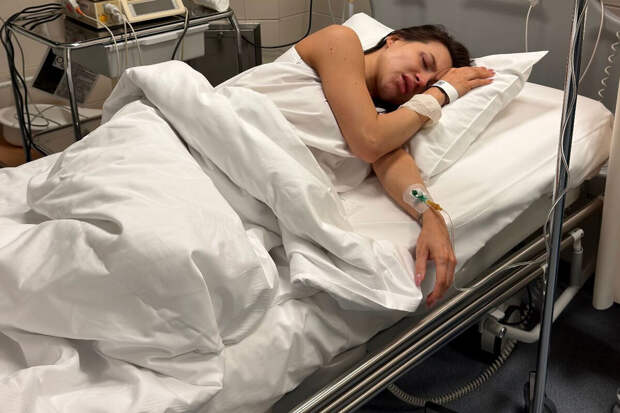 Мама Лерчек отказалась говорить о диагнозе дочери