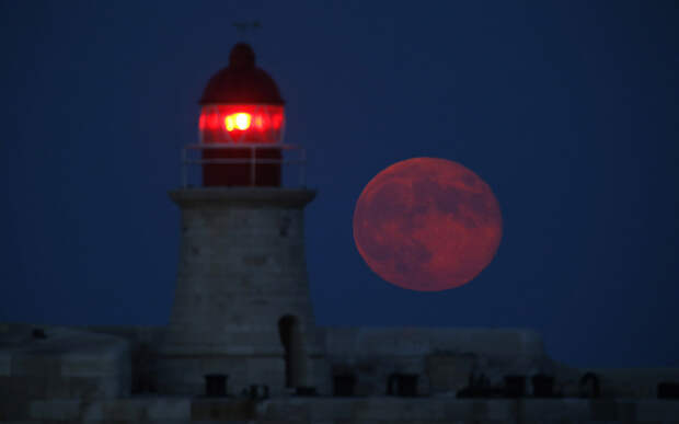 Осенняя Луна на Мальте