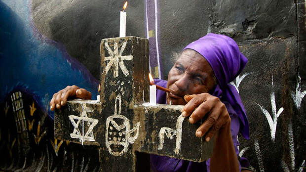 Гаитянский кладбищенский Барон Самеди - посредник между людьми и богами