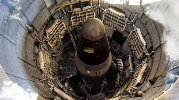 Пришельцы против ядерки: в США обвинили НЛО в уничтожении ракет