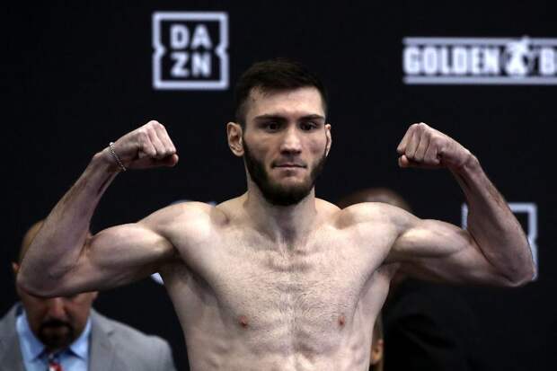 Боксер Муртазалиев проиграл британцу Келли и лишился титула чемпиона мира