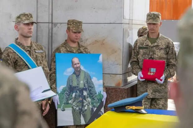 В столице Украины похоронили очередного «призрака Киева» — был сбит ещё в конце апреля