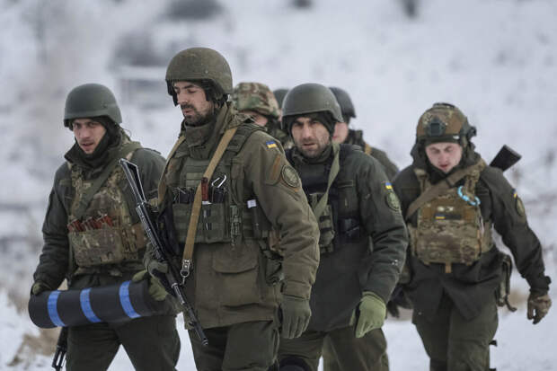 Экс-аналитик ЦРУ Джонсон заявил, что Киев проигрывает в конфликте с Россией