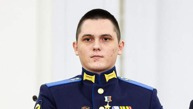 Более 10 дней ищут награждённого Путиным Героя России — он уехал в неизвестной машине 3 апреля