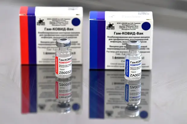 «Иммунологическая эффективность превышает 98%»: более 2 млн россиян привились от коронавируса