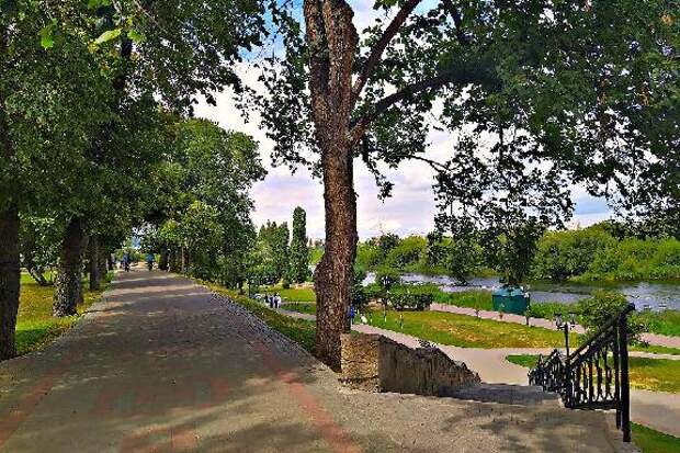 В России наступила астрономическая осень