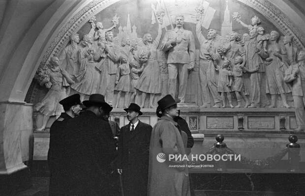 А вот снимок 1950 года из архива РИА
