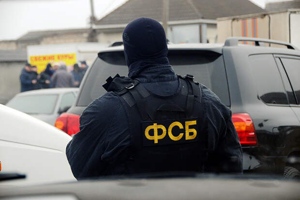 ФСБ задержала в девяти городах готовивших теракты украинских неонацистов