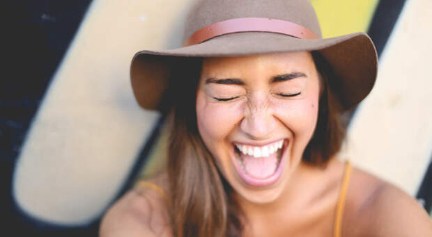 Смех делает нас умнее, и еще 4 причины улыбнуться