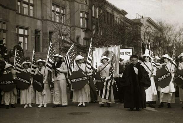 Американские суфражистки в Нью-Йорке, 1912 год. / Фото: www.lenta.ru