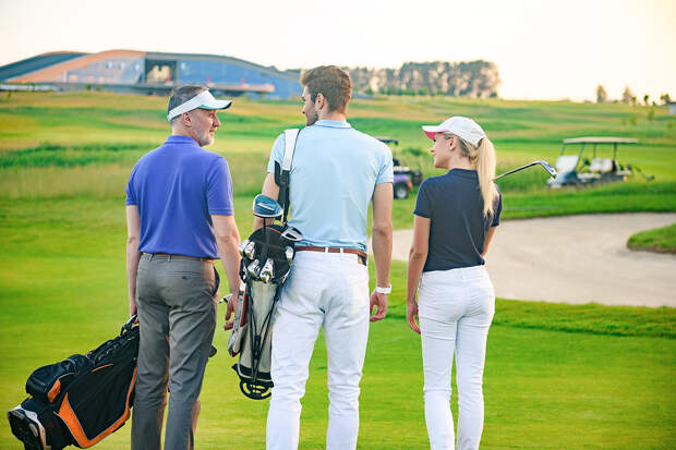 Top 12 Luxury Golf Apparel Brands for the Modern Golfer
