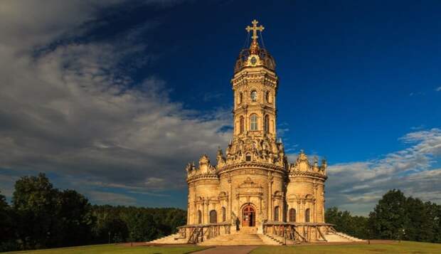 И по сей день храм называют подмосковной жемчужиной. /Фото:fotokto.ru