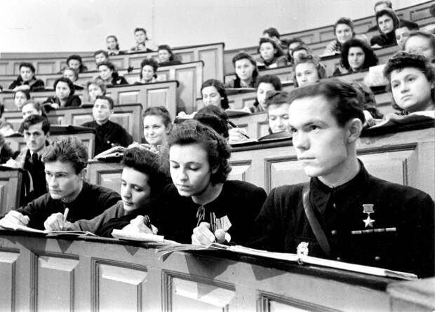 Фронтовое поколение МГУ, Студенты в 1950-м