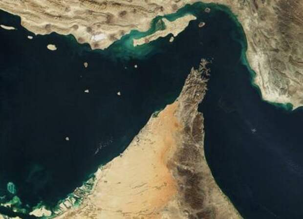 Ормуз не Одесса: чем обернется попытка Киева продать «пиратский опыт» странам Залива