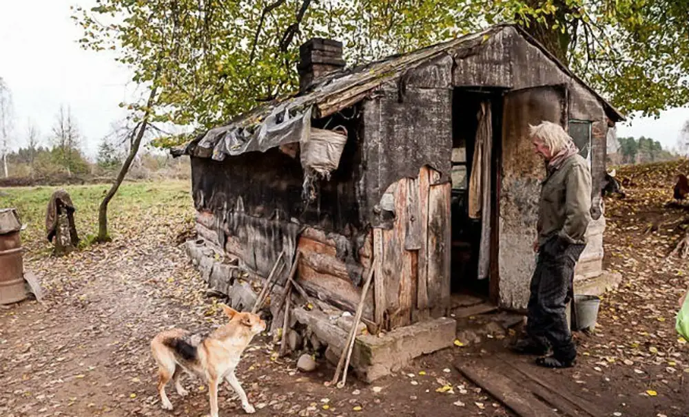 Где живет отшельник. Современные отшельники. Живу в сарае.