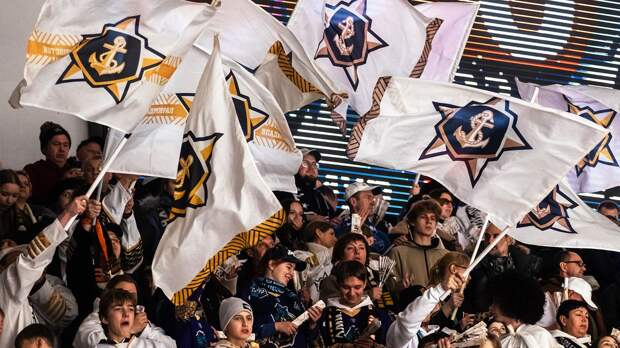 Гизатуллин — о поражении «Адмирала»: «Больше двух шайб у нас не забивается. Не удержали зыбкое преимущество»