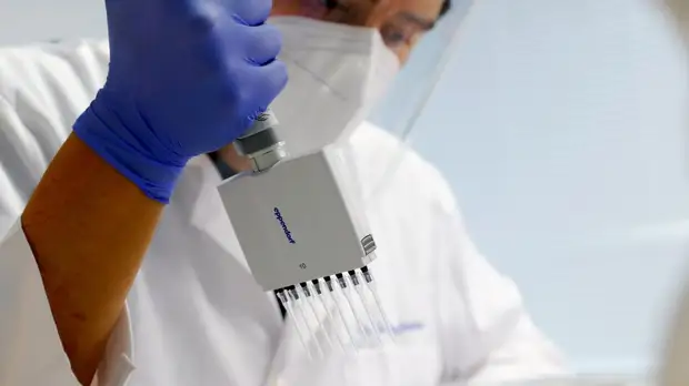 Попова назвала удовлетворительным состояние пациентов с омикрон-штаммом коронавируса