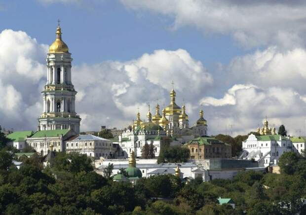 Киев увеличил налог для церквей Московского Патриархата в 3000 раз Киев увеличил налог для церквей Московского Патриархата в 3000 раз