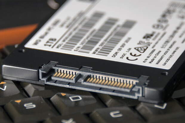 SSD: как делают мощные твердотельные накопители SSD: как делают мощные твердотельные накопители