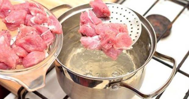 Секретный ингредиент для божественной мягкости и рыхлости! Пусть мясо тает во рту как снежинка… Секретный ингредиент для божественной мягкости и рыхлости! Пусть мясо тает во рту как снежинка…