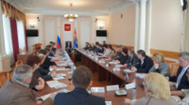 Комплекс мер по подготовке к паводку и пожароопасному периоду в регионе обсудили на совещании с главами муниципалитетов